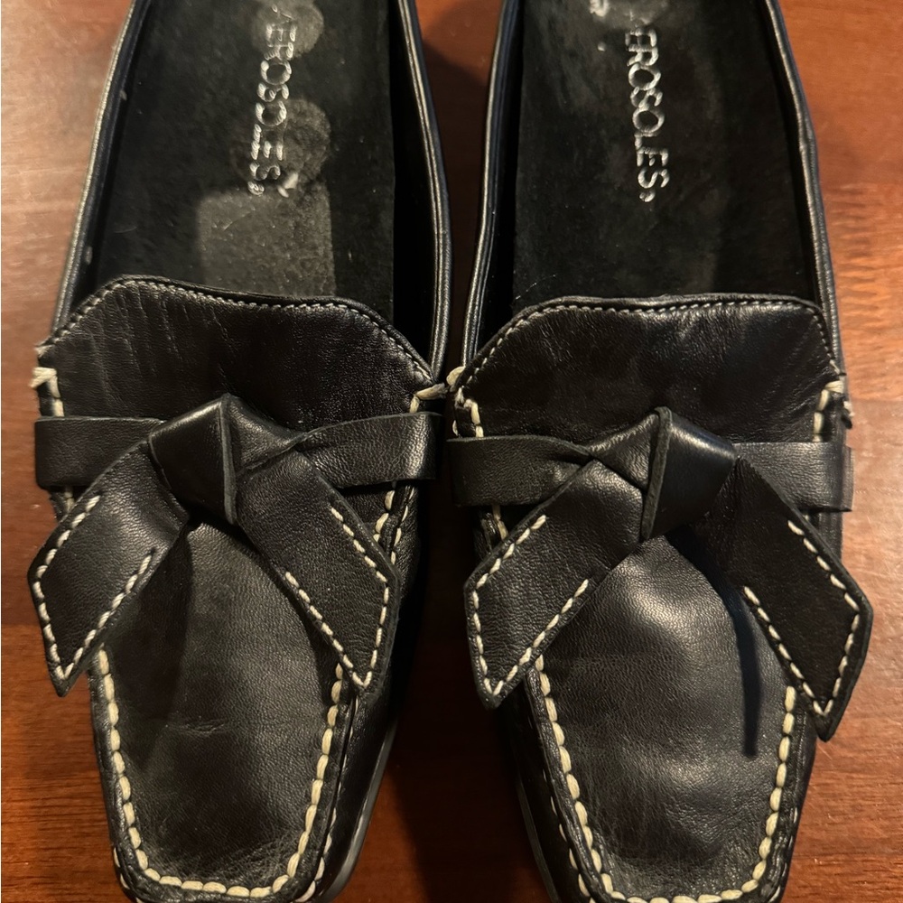 Areosoles Black Leather Mules Square Toe Bow White Stitching Comfort Shoe Sz 6 - Picture 2 of 9
